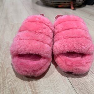 UGG fluff shoes
